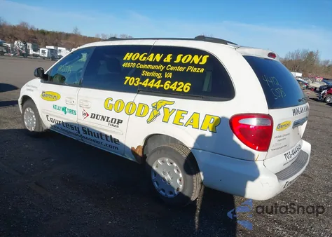 2003 Chrysler Town & Country z USA, uszkodzony, nr VIN 2C8GP24313R272348